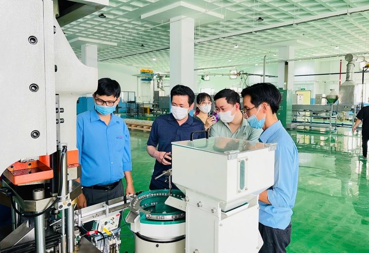 cong-nghiep-1732627178943730703966 Chưa được hỗ trợ lãi suất, hội doanh nghiệp gửi tâm thư đến chính quyền TP.HCM - Ảnh 1.